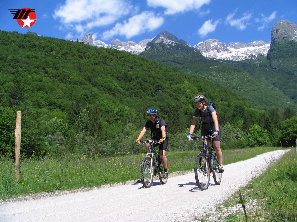 Hotel Alp Bovec Buitenkant foto